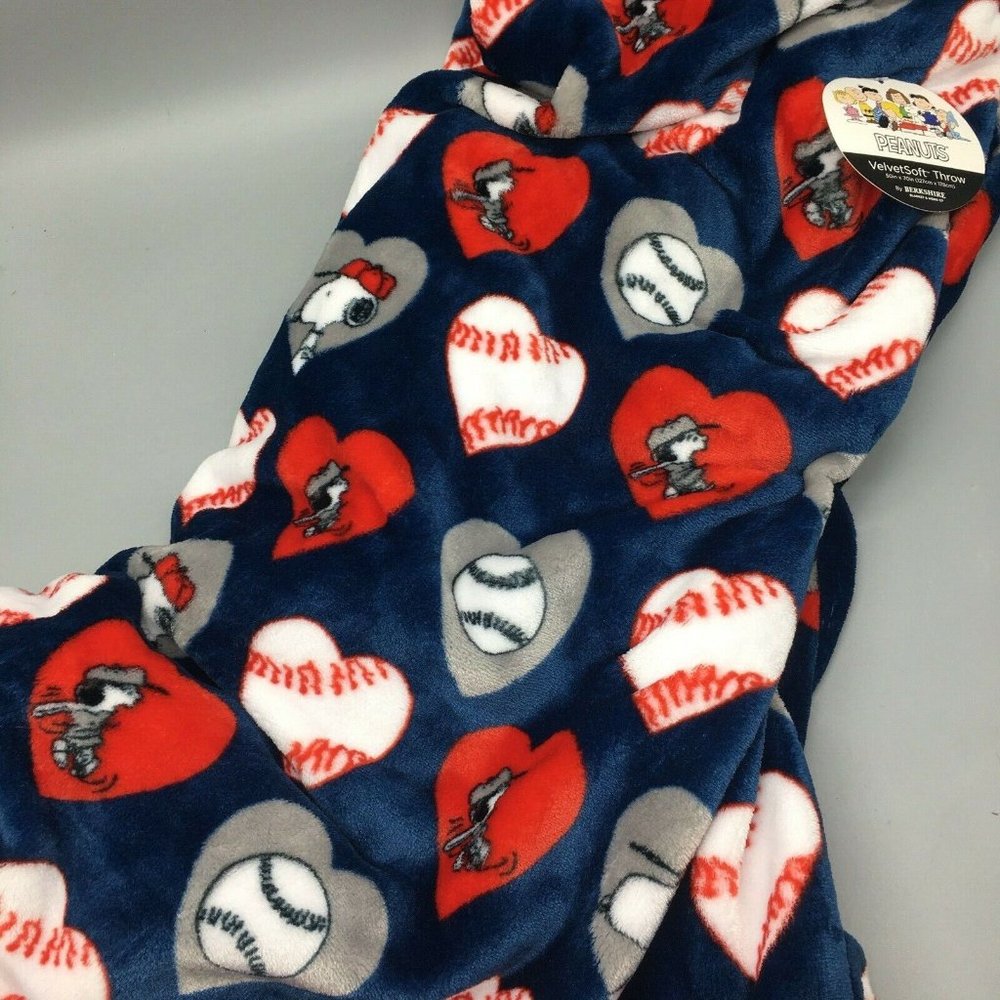 Peanuts Berkshire Love Baseball Blanket VelvetSoft Throw Snoopy Hearts 50x70 NEW
